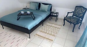 5 chambres, lit parapluie, Wi-Fi gratuit, draps fournis