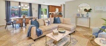 Beach House 51 - Large Heated Pool - 10min from Beach