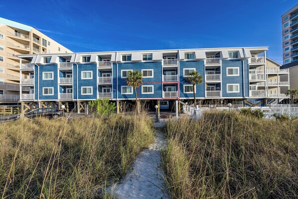 Exterior - Oceanfront 2BR Updated Condo • Balcony Views • Pet Friendly • A Summer Place A7 (North Myrtle Beach)
