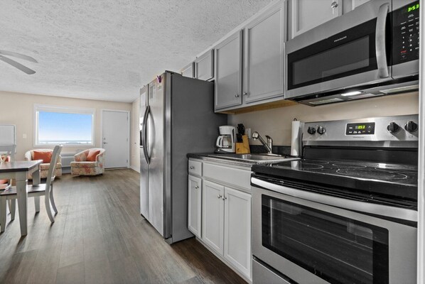 Fridge, microwave, oven