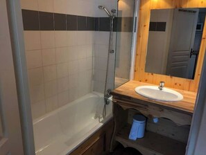 Shower - Appartement à la Montagne (Orelle)
