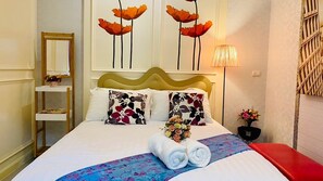 4 bedrooms, in-room safe, desk, iron/ironing board