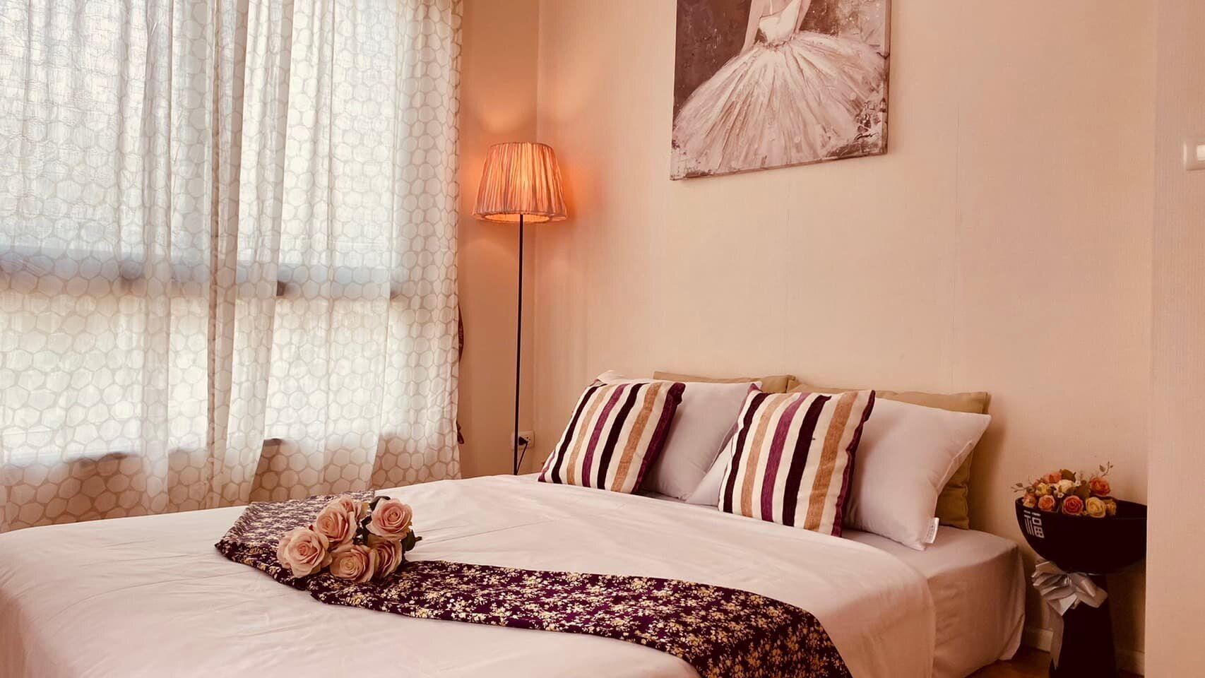 3 室のベッドルーム、セーフティボックス (室内)、デスク、アイロン / アイロン台