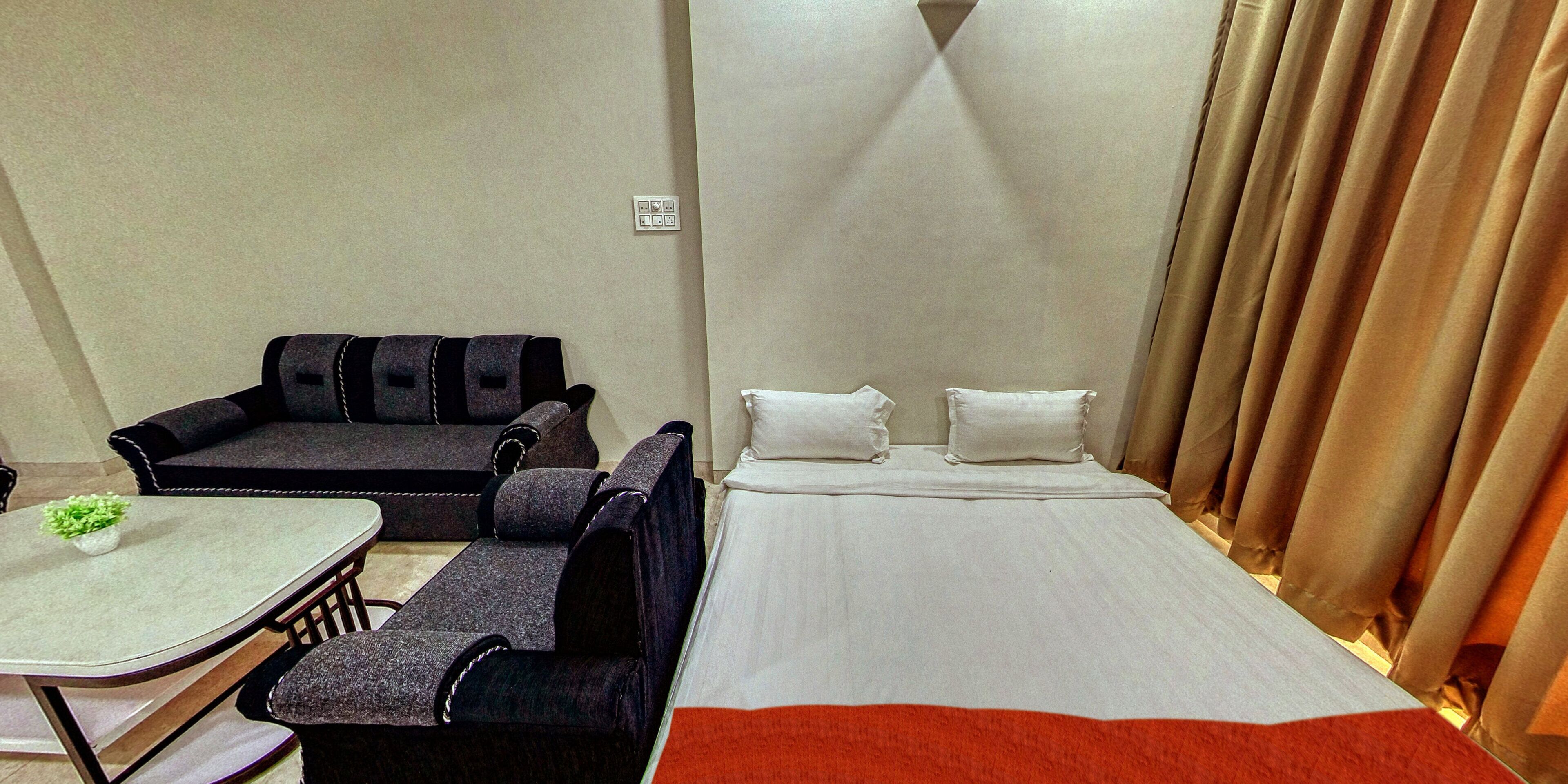 Soundproofing, iron/ironing board, free WiFi