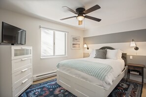 2 bedrooms, desk, iron/ironing board, free WiFi