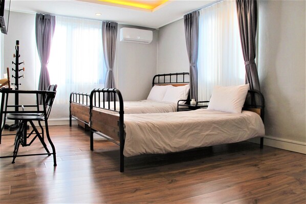 Deluxe Quadruple Room, 1 Bedroom