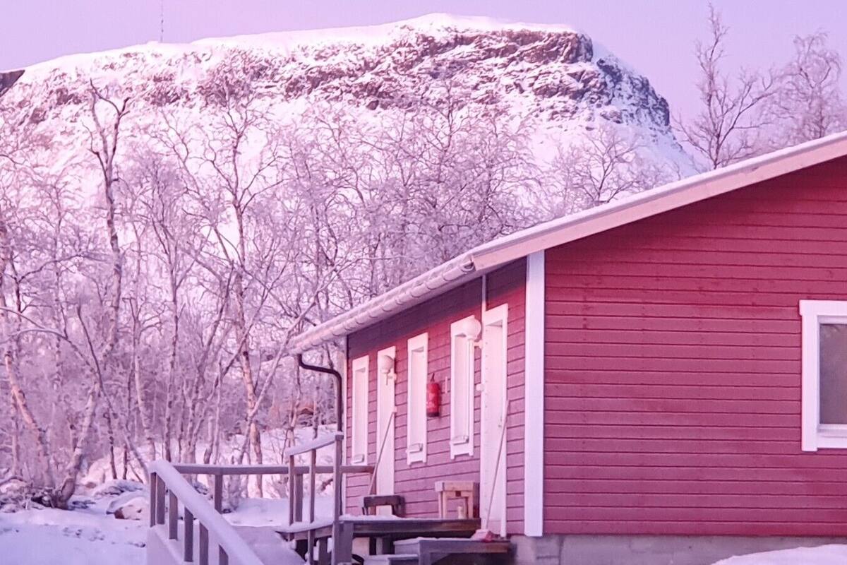 Chaumière économique, 2 chambres, sauna, côté montagne | 2 chambres
