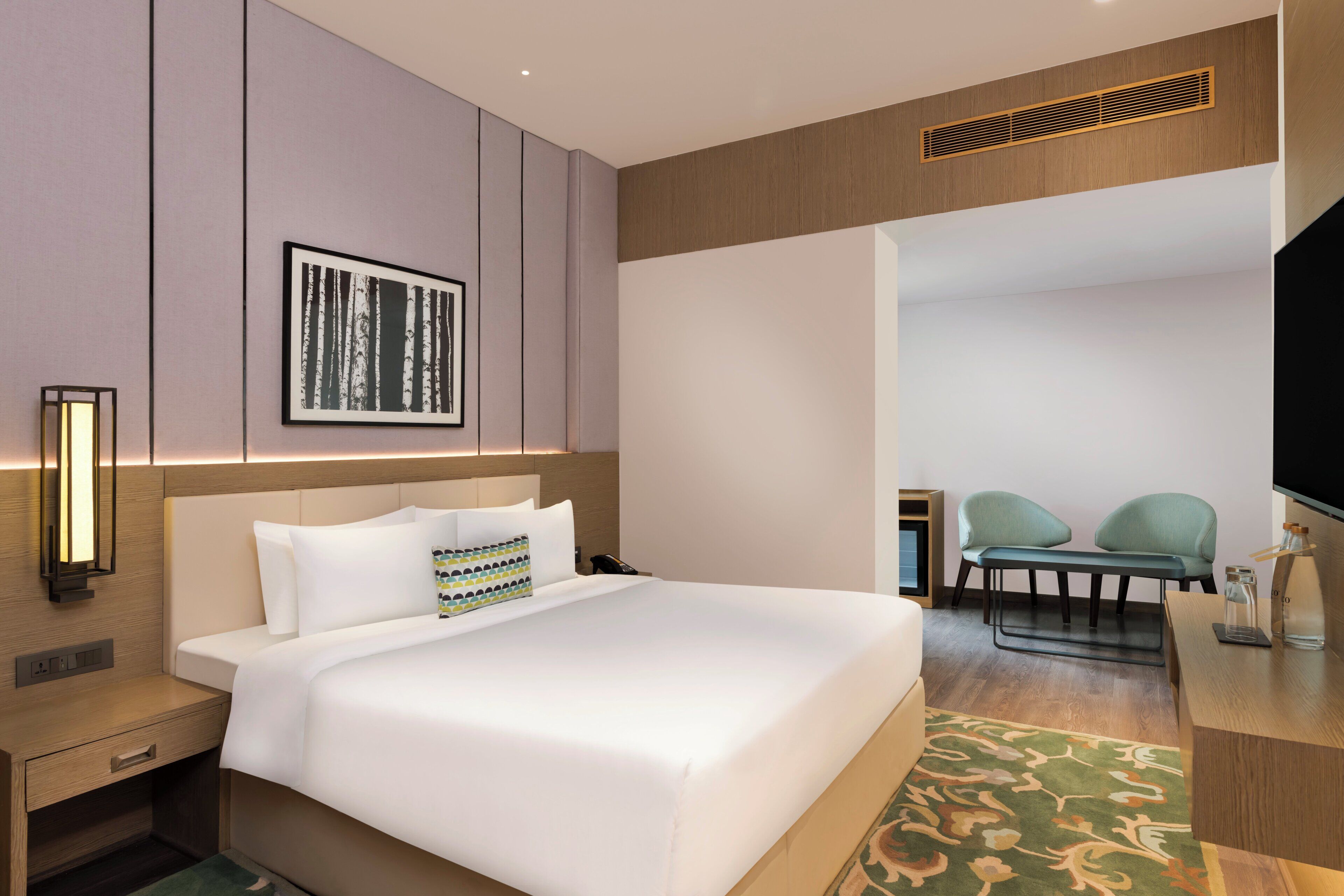 Suite, 1 Bedroom | Premium bedding, minibar, desk, laptop workspace
