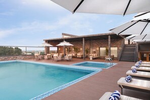 Outdoor pool - voco Amritsar by IHG (Amritsar)
