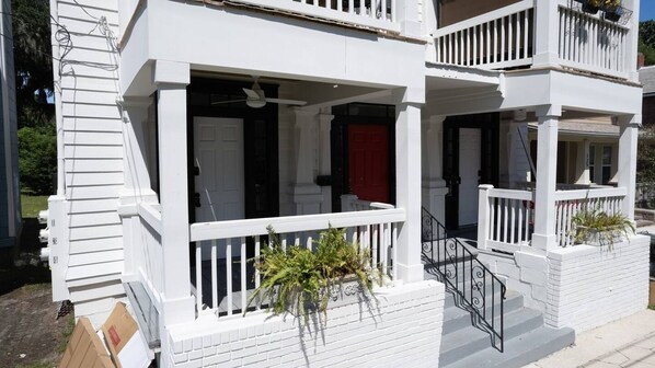 Exterior detail - Northeast Florida Retreat (Jacksonville)