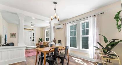 *Adorable Flat in Springfield*- Downtown