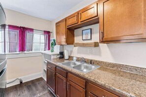 Interior - Northeast Florida Retreat (Jacksonville)