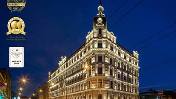 Mặt tiền nơi lưu trú