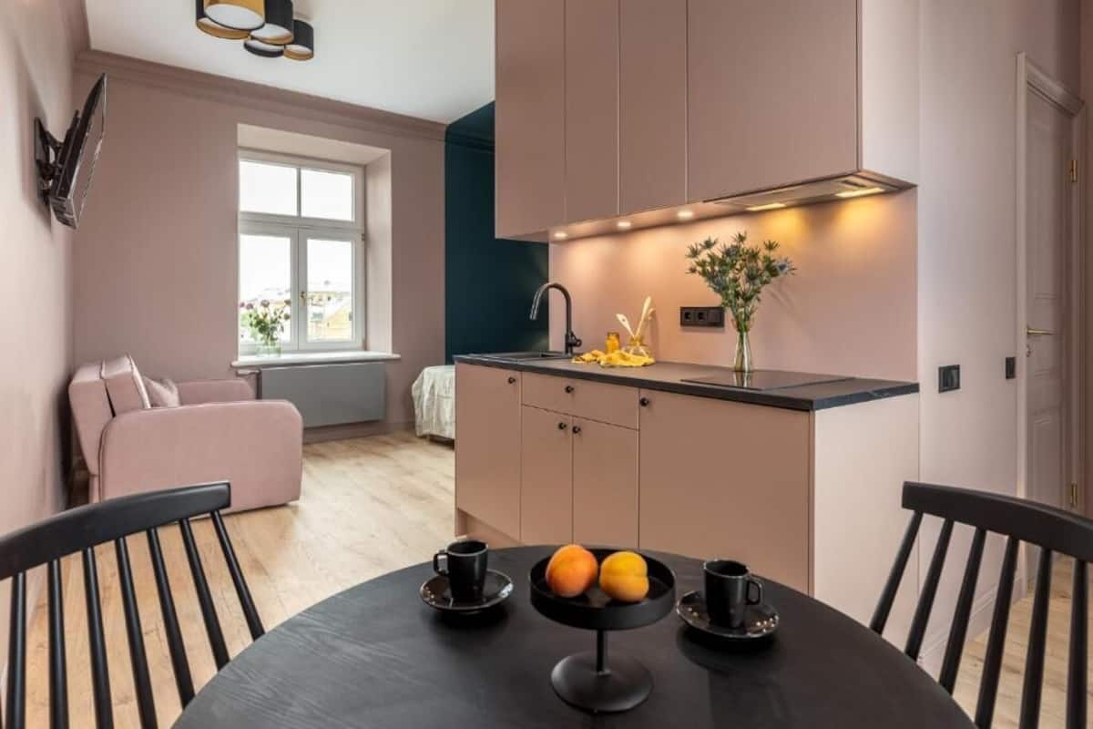 Superior tweepersoonskamer | Luxe beddengoed, een minibar, verduisterende gordijnen