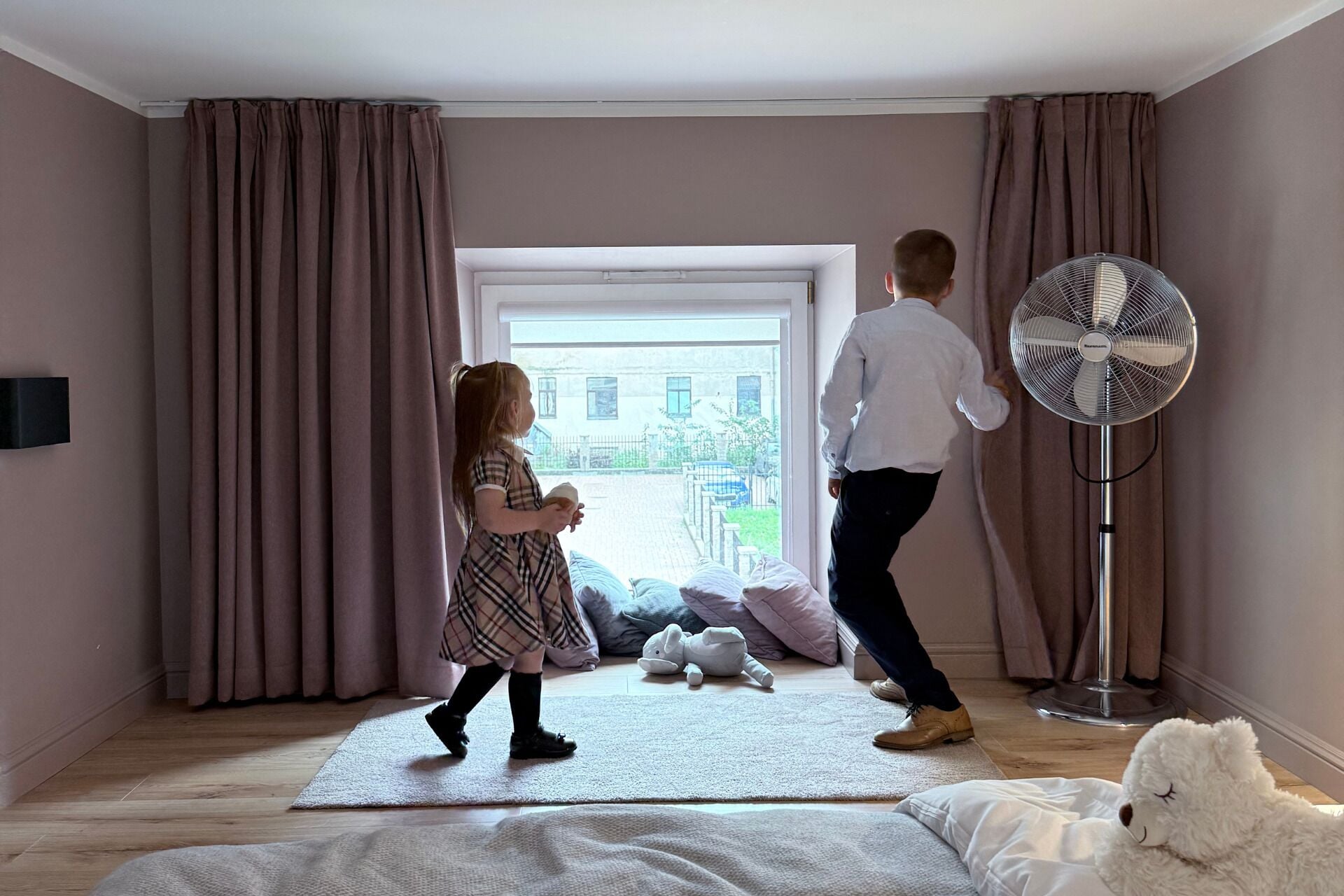 Deluxe Suite | Premium bedding, minibar, blackout curtains, soundproofing