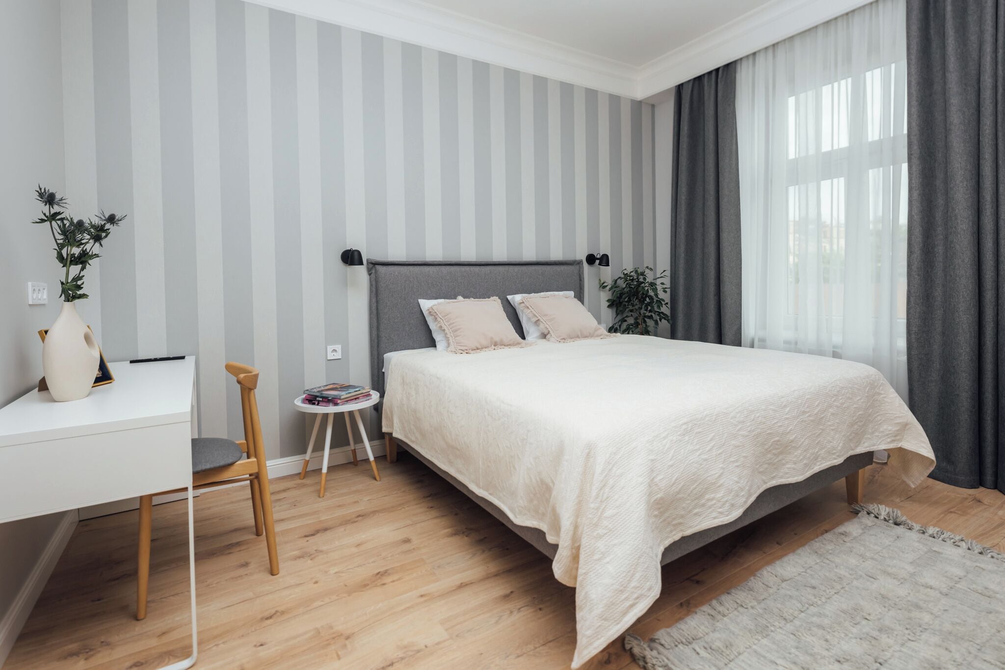 Artículos de tocador gratuitos, secador de pelo, bidet, toallas