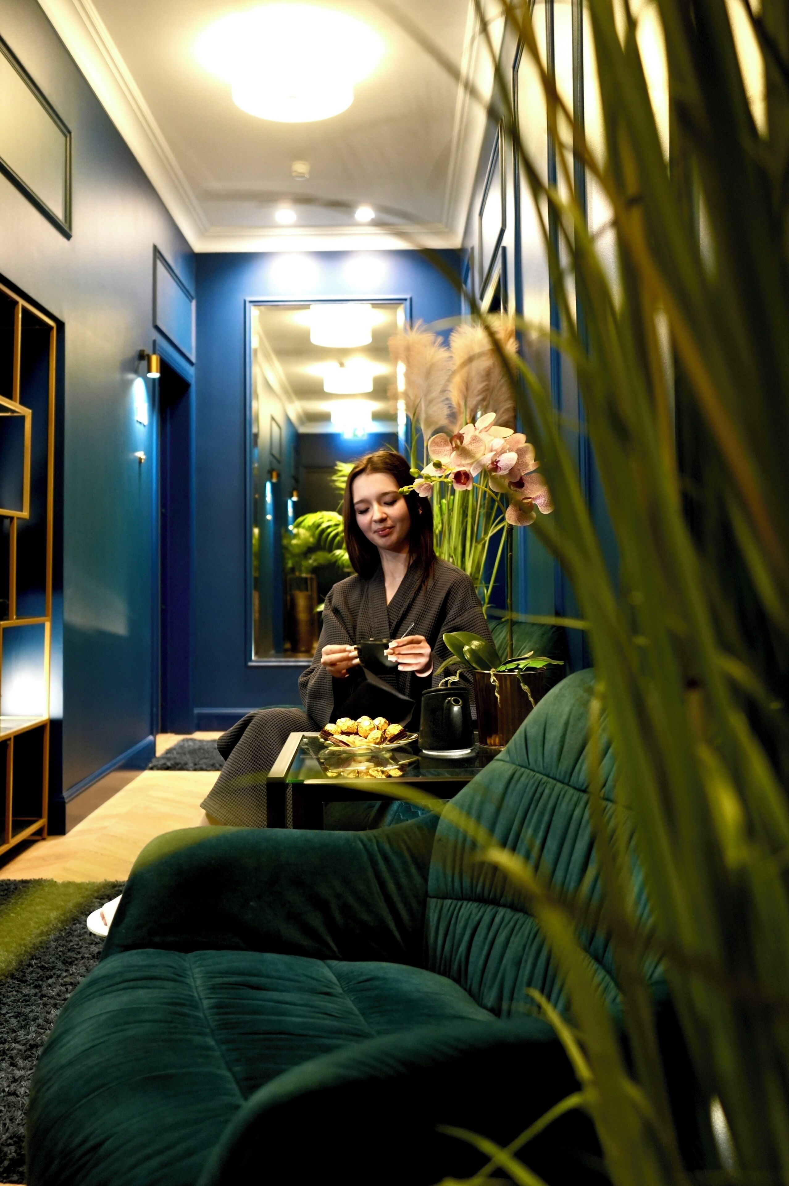 Vartalohoitoja, kuumakivihierontaa, syväkudoshierontaa, vartalokääreitä