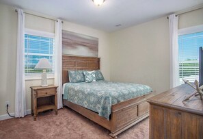 4 bedrooms, free WiFi, bed sheets - Tipsy Turtle 4 bed 3 bath with pool, kayak, canoe, paddleboards and dock (Marathon)