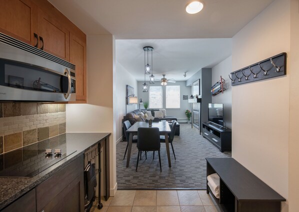 Condo, 1 Bedroom | Private kitchen | Fridge, coffee/tea maker, toaster - Contemporary Ski Condo with Continental Divide View- Fraser Crossing/Founders Pointe Premium-Rated 4470 (Winter Park)