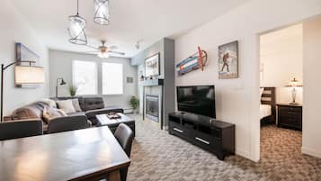 Condo, 1 habitación | Área de sala de estar