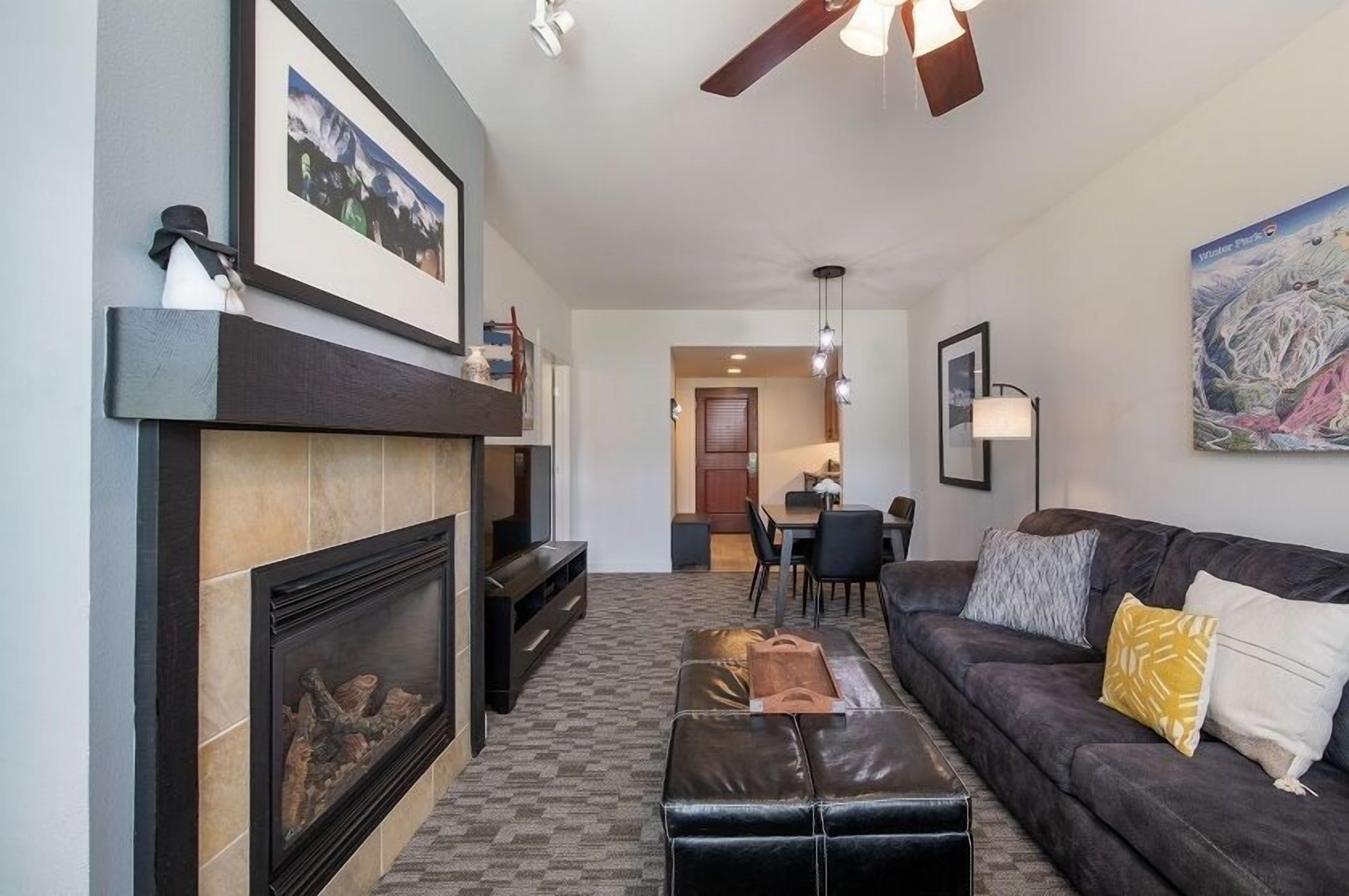 Condo, 1 Bedroom | Living room