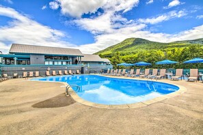 Indoor pool, outdoor pool