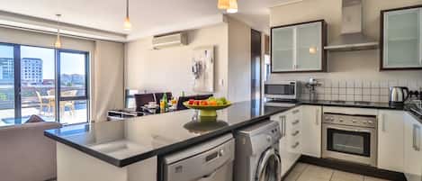 Appartement (2 Bedrooms) | Cuisine privée