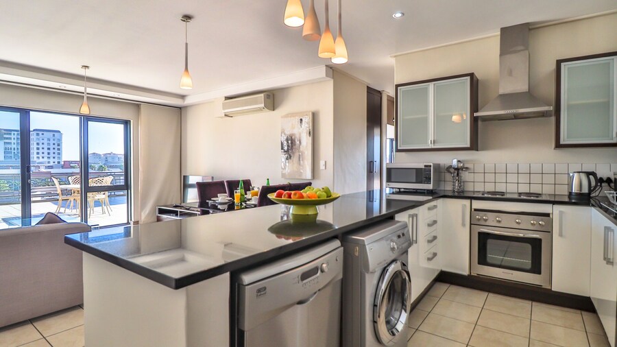 Manhattan Towers 506 by CTHA