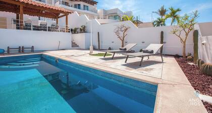 Private Terrace | BBQ | Pool | Walk to Beach