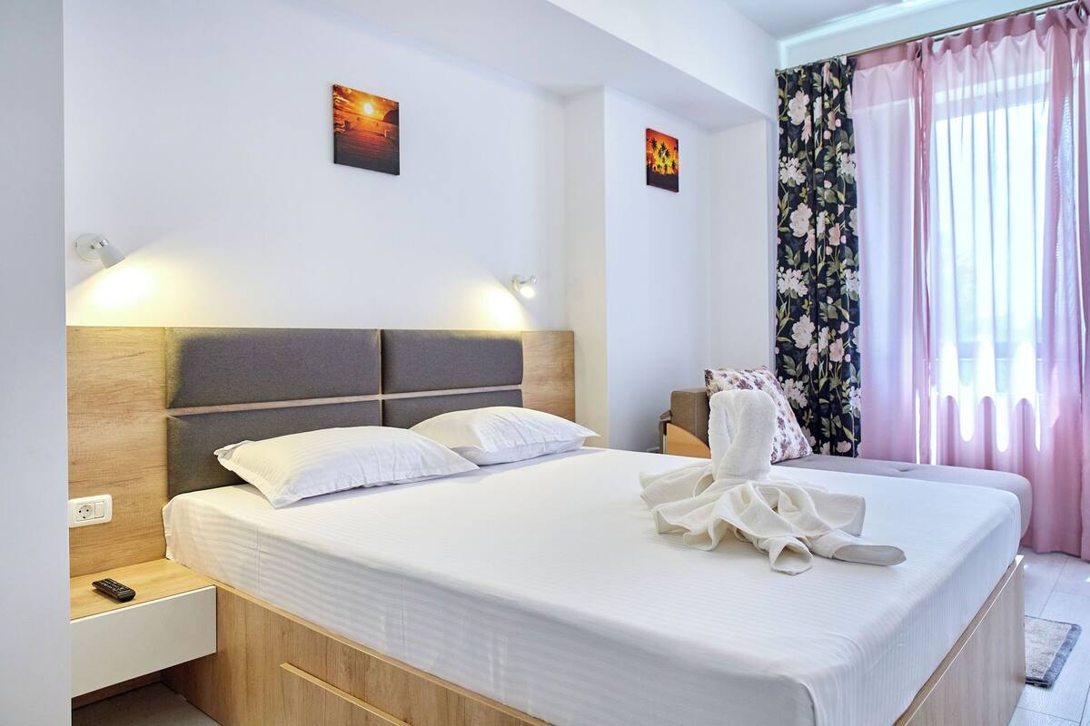 Apartament de disseny | 1 dormitori, decoració individual i mobiliari individual