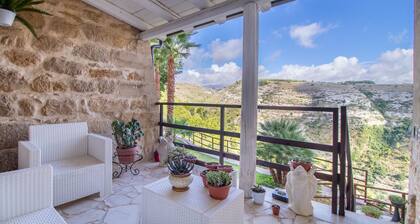 Ferienhaus 'Chibao House' mit privatem Pool, Bergblick, Garten und WLAN