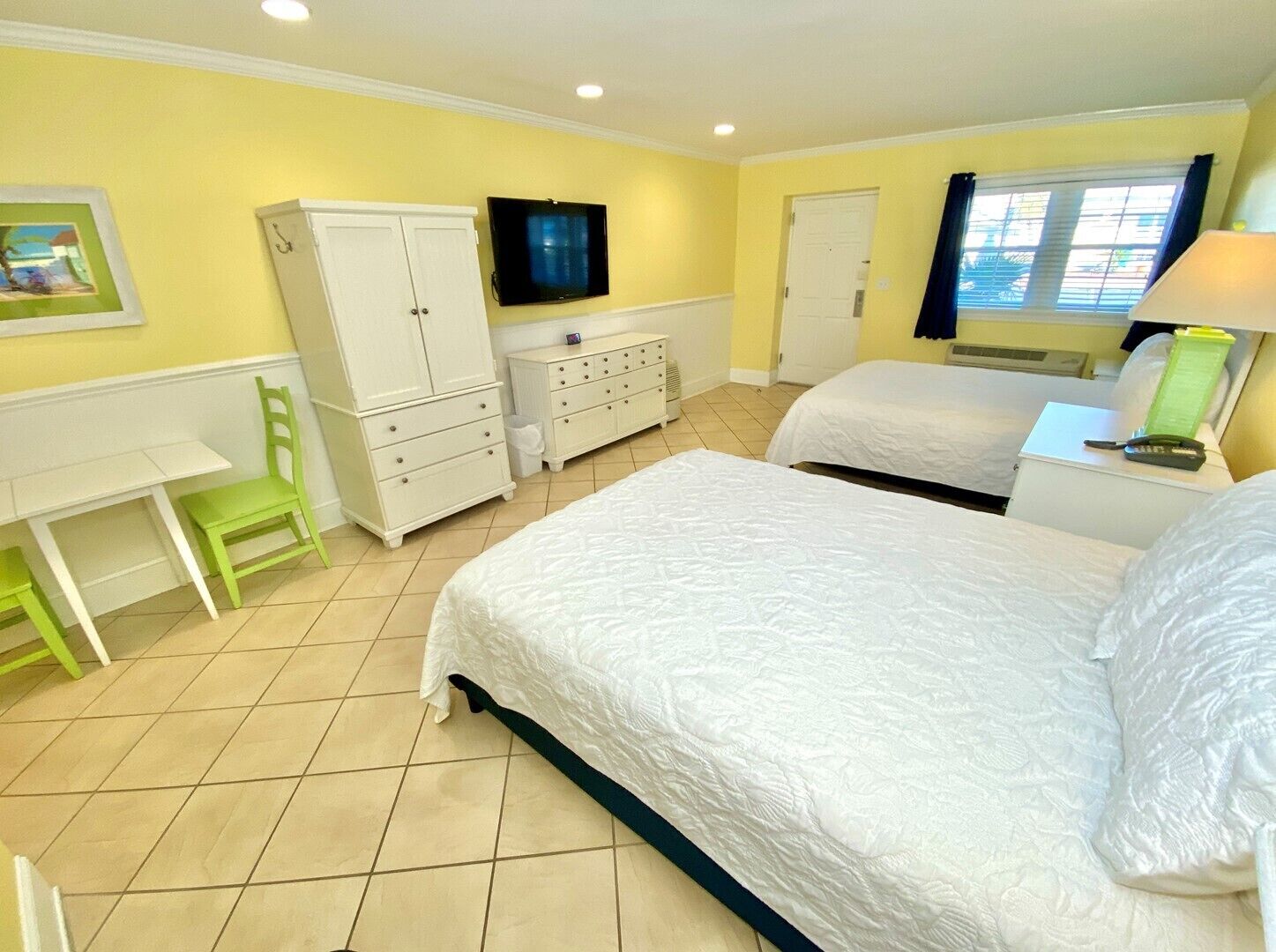 1 bedroom, internet, bed sheets