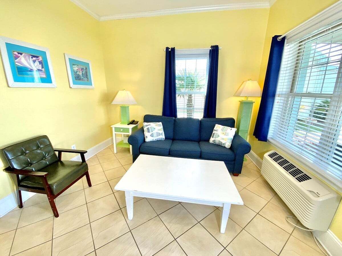 Pet-friendly, 3 Blocks To Beach, Pool, #504 - Atlantic Beach