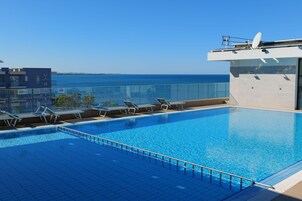 Außenpool (je nach Saison geöffnet)