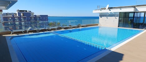 Piscina stagionale all'aperto