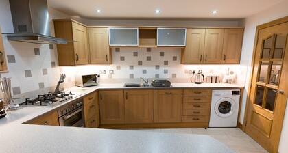 Pass the Keys | Beautiful Unique 3Bed Mews Cottage House