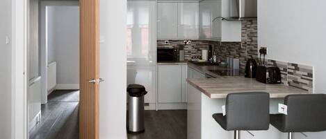 Fridge, microwave, dishwasher, toaster