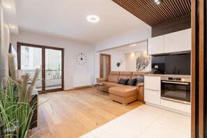 Apartment, 1 Bedroom, Balcony | Private kitchen | Dishwasher, coffee/tea maker, cookware/dishes/utensils