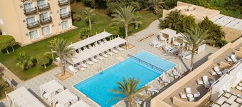 JAZ Neo Almazino, Almaza Bay