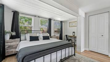 2 chambres, bureau, fer et planche à repasser, Wi-Fi gratuit