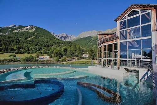 Lumineux 30 M² Avec Balcon  Centre Village