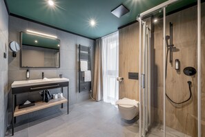 Shower, free toiletries, hair dryer, towels - The Moss - Your unique hideaway (Soelden)