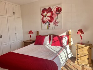 5 bedrooms, in-room safe, iron/ironing board, travel cot