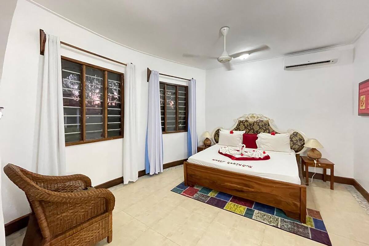 Basic Bungalow, Garden View | 1 bedroom, premium bedding, desk, free WiFi