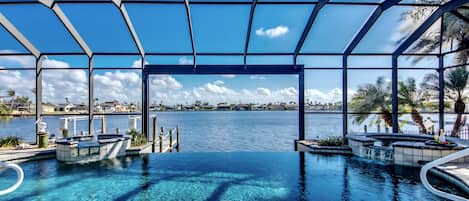 Piscine extérieure, piscine chauffée