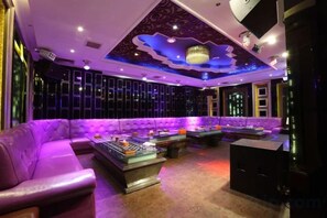 Unclassified image, 4 of 41, button - Long Tai Hotel (Wengyuan)