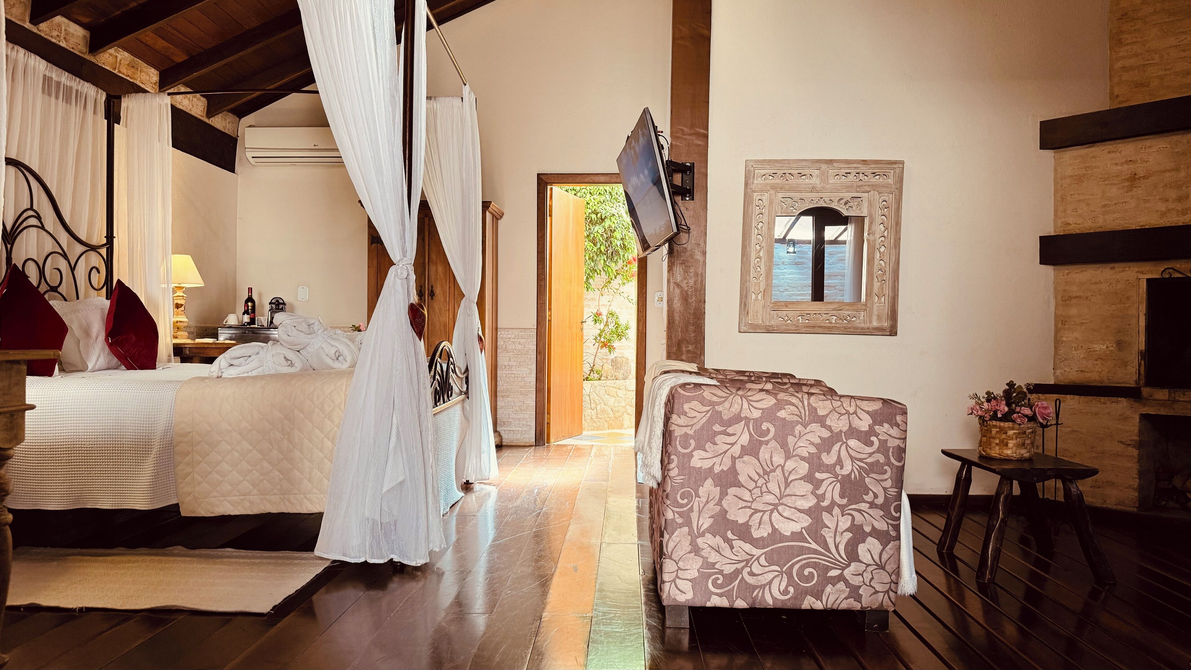 Chambre Confort | Accès au Wi-Fi (inclus), literie fournie