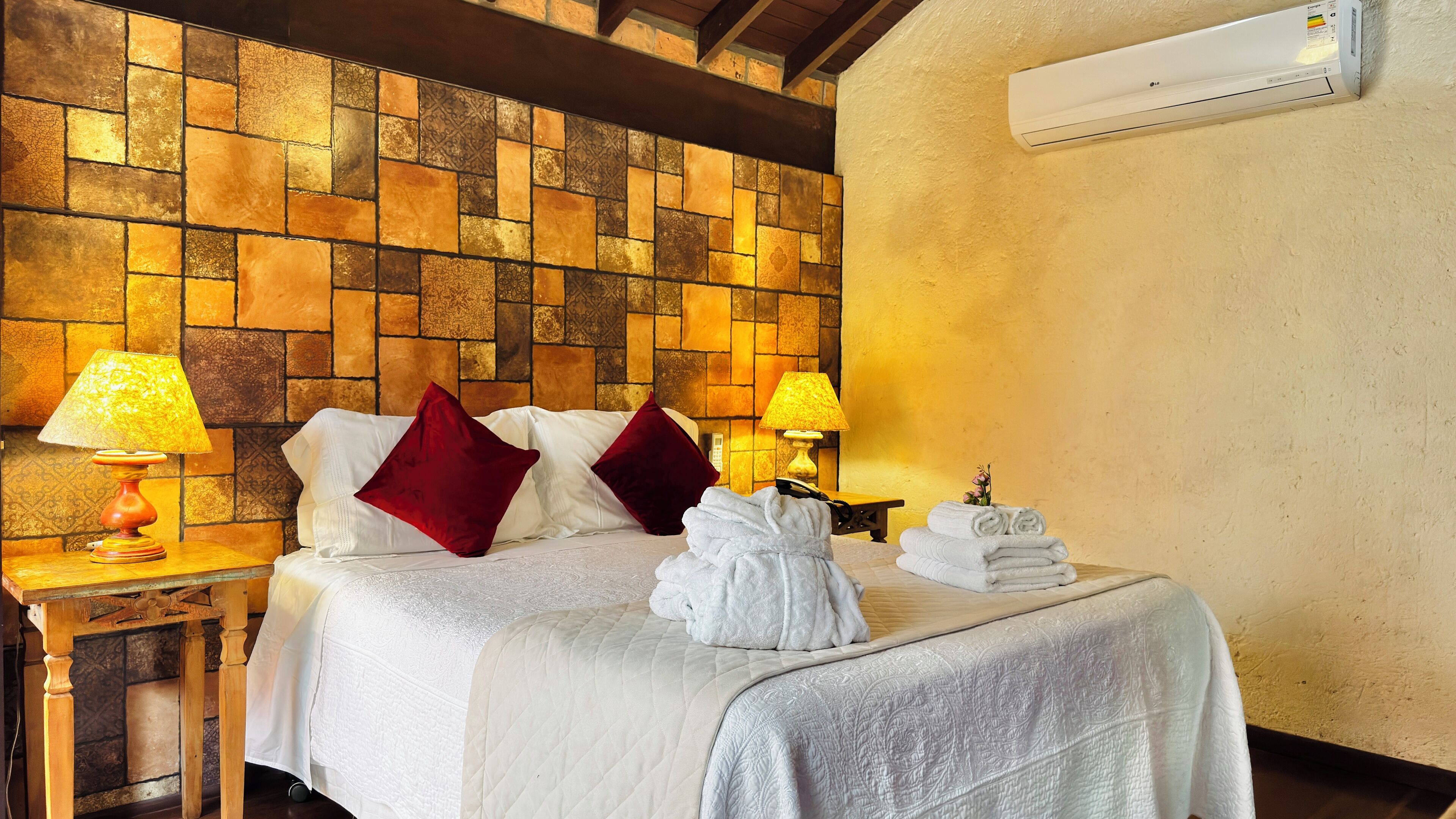 Chambre Standard | Accès au Wi-Fi (inclus), literie fournie