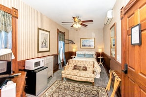 1 makuuhuone, silitysrauta/-lauta, Wi-Fi, vuodevaatteet