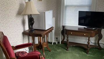 TV, DVD player, table tennis